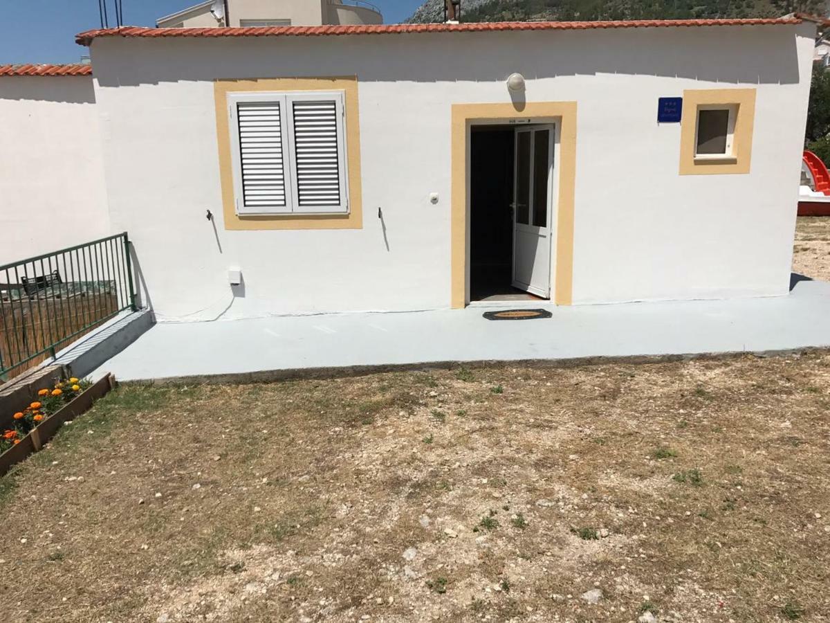 Apartment Nela Baška Voda エクステリア 写真