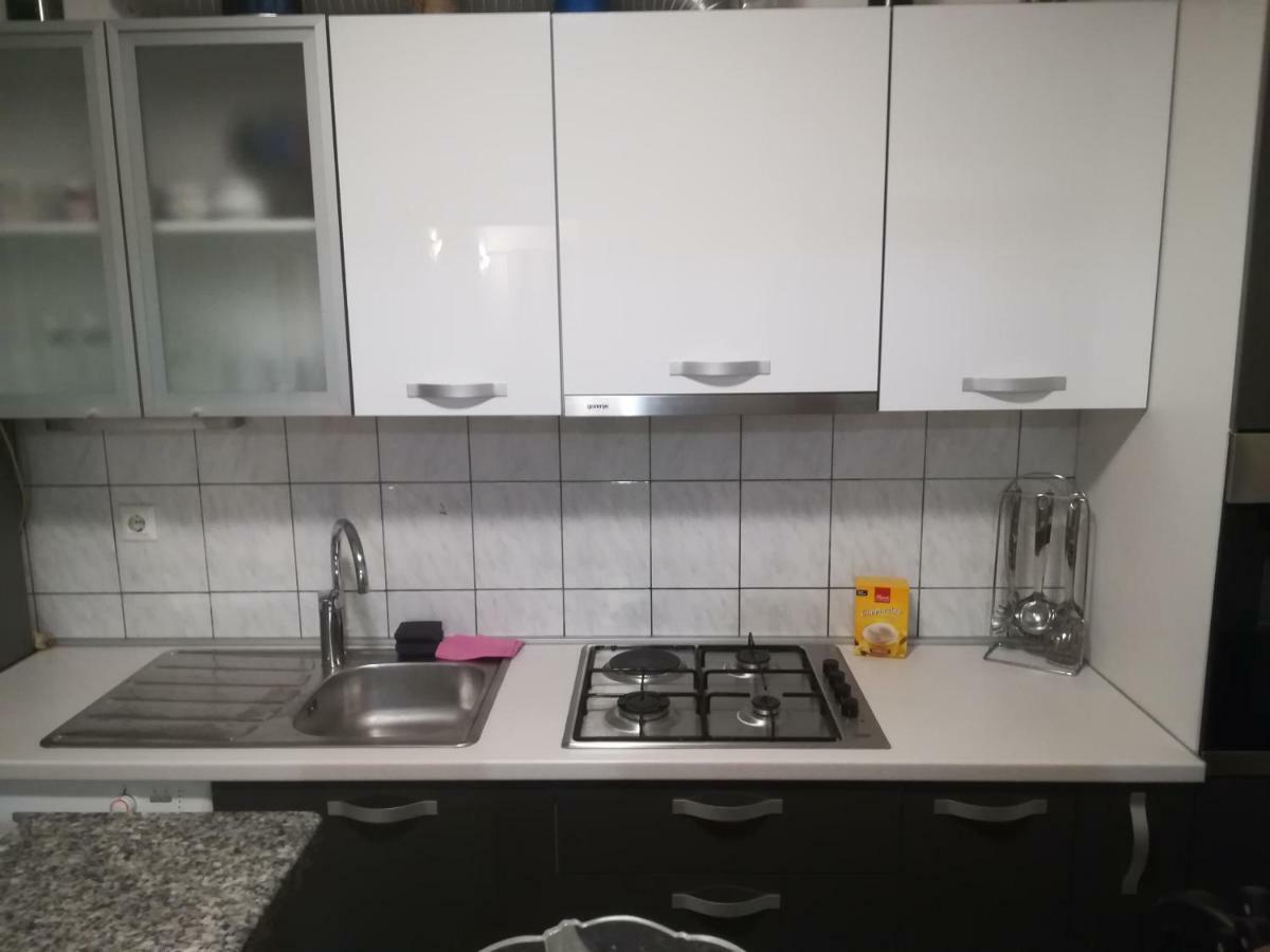 Apartment Nela Baška Voda エクステリア 写真